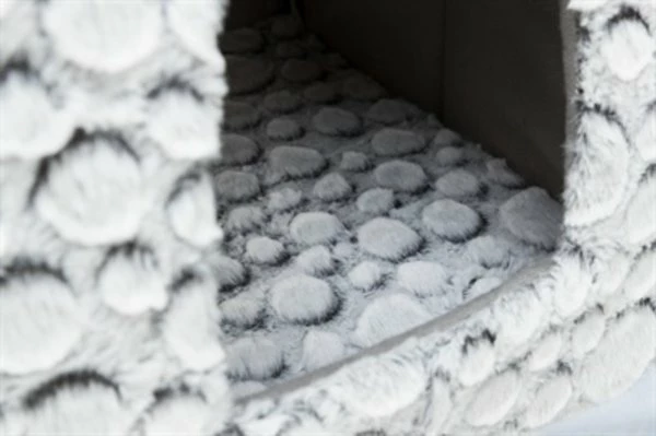 Trixie Trixie Kattenmand Iglo Mila Pluche Wit / Grijs 5 Trixie Trixie Kattenmand Iglo Mila Pluche Wit / Grijs - Afbeelding 5